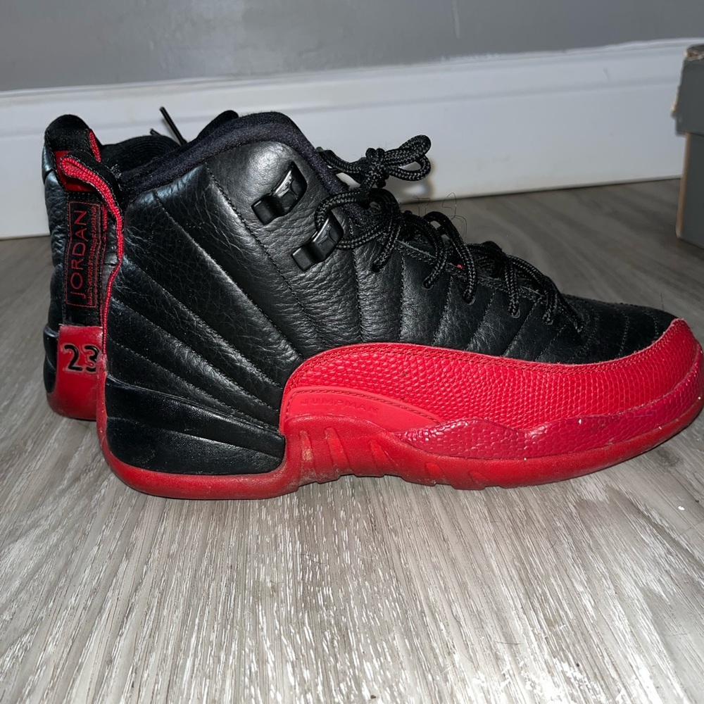 Retro Jordan 12 Flu Game